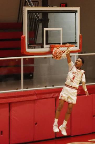 Vasaun Wilmington basketball photo